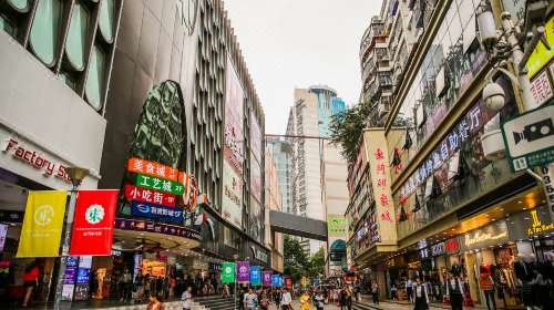 门口有露天停车场,停车费20元/天封顶地铁:7号线终点站【西丽湖】,b